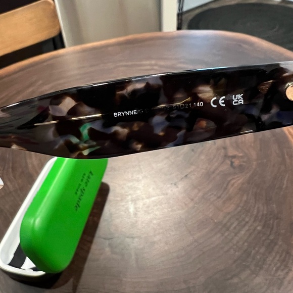 Kate Spade Tortoise Shell Sunglasses -Brynne; like New!! - Picture 7 of 10